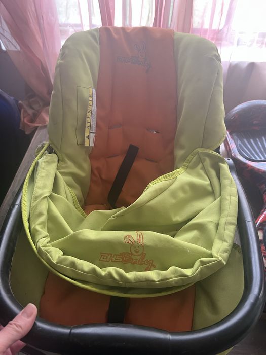 Scoica scaun auto copii utilizat