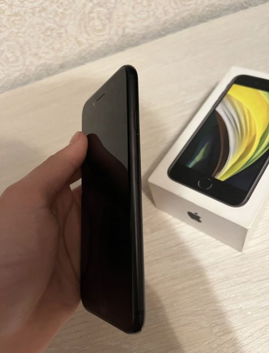 Продай Айфон SE 2022