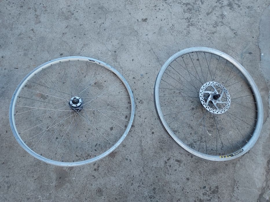 Roată față spate pe 26" și 28", cu disc