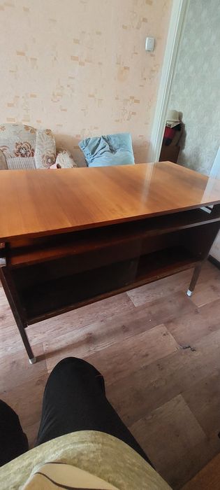 Письменный  стол