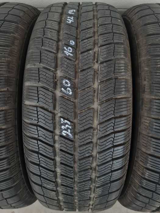 Зимни гуми 4 броя BARUM Polaris3 235 60 16 с дот 4219