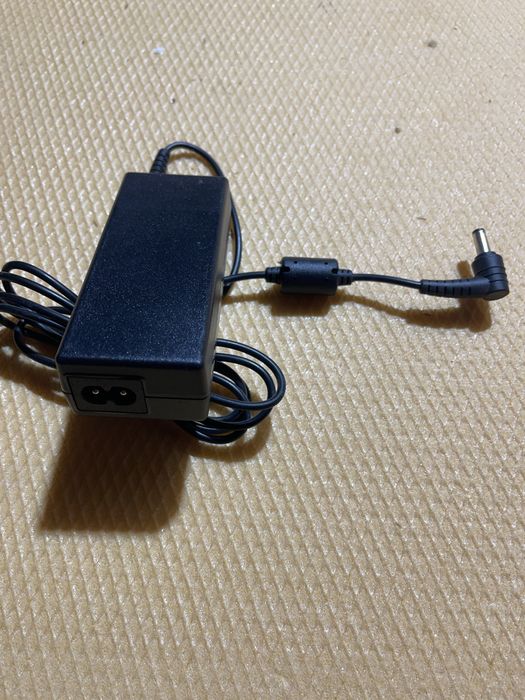 Incarcator laptop /alimetator pc original  Fujitsu 20V 3.25A