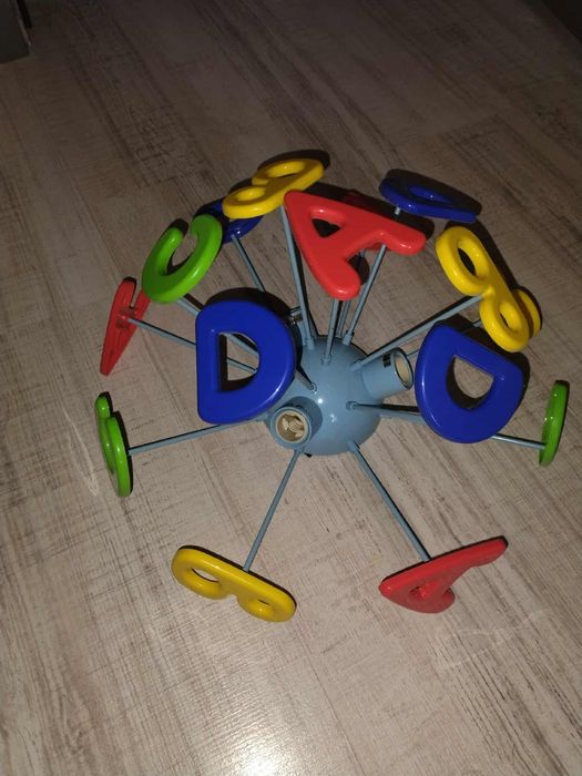 Lustra ABC camera copii