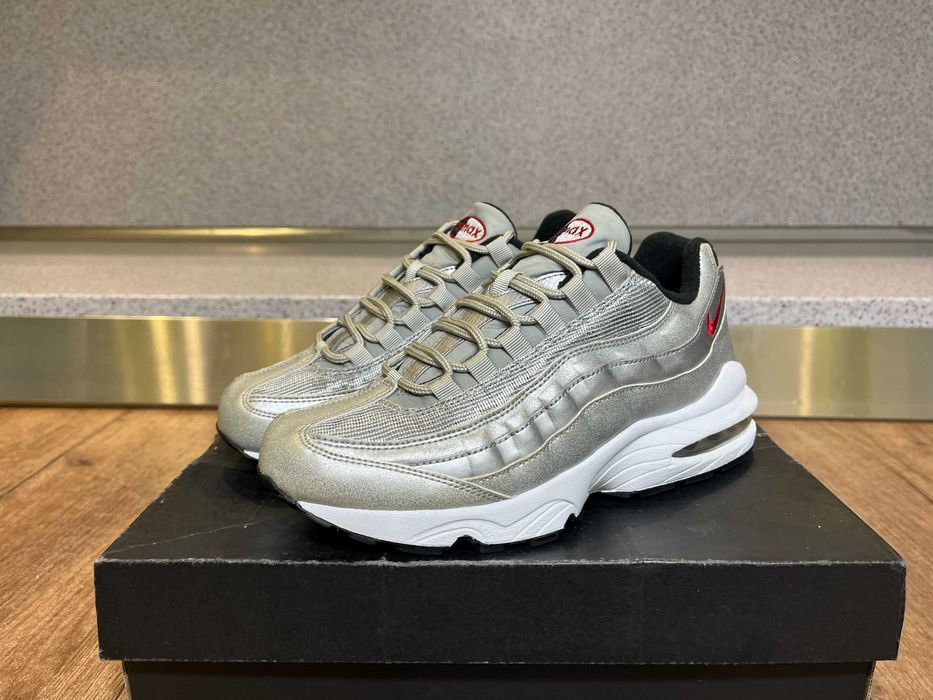 ОРИГИНАЛНИ *** Nike Air Max 95 QS GS / 'Silver Bullet' metallic silver