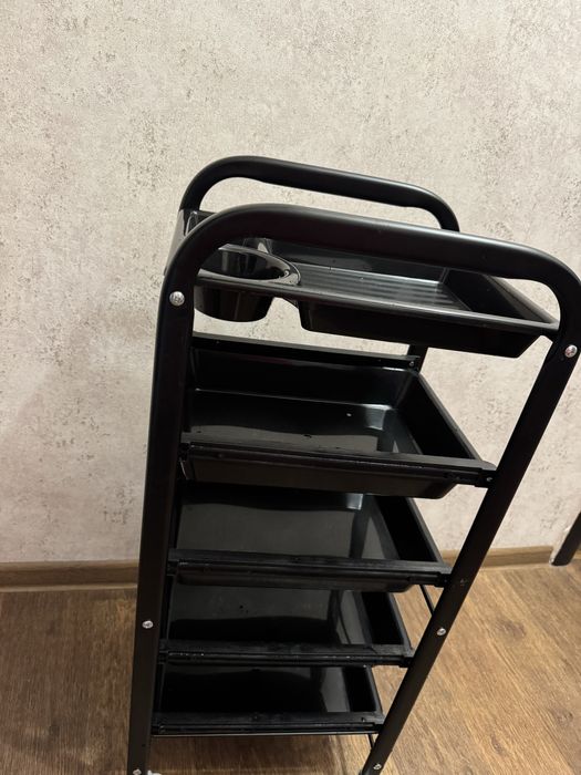 Помощник для парихмахера