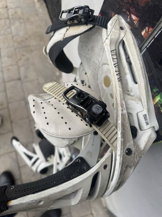 Placa snowboard Burton Joystick 161 + legături Malavita