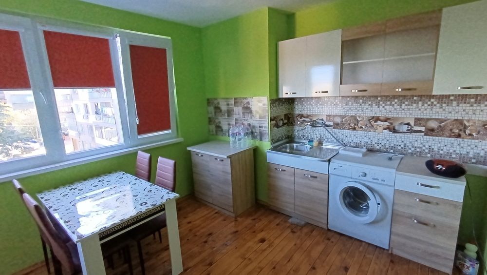 Дава се под наем Двустаен апартамент в Враца, Квартал 103 - 75 кв.м за 280.5 € - Снимка #5