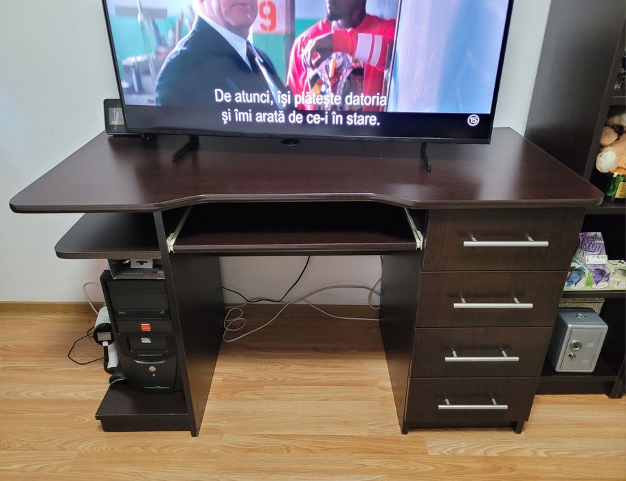 Vând mobilă tineret completă