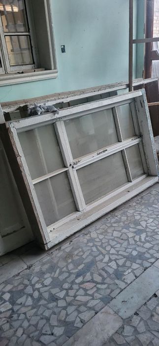 Продается б/у окна двери