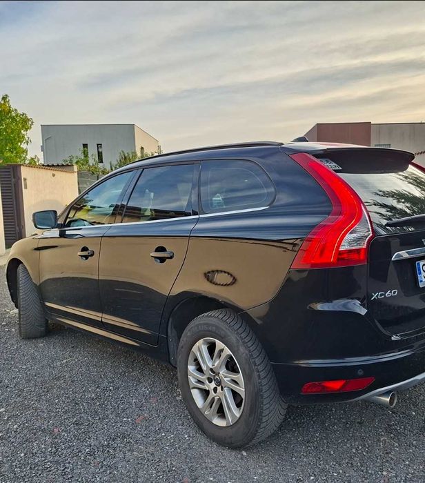 VOLVO XC60 2016 — imagine 2
