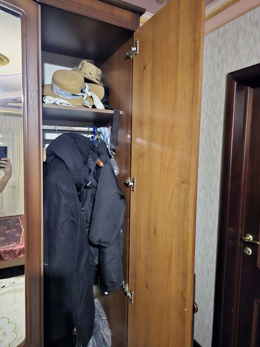 Спальный гарнитур дерево