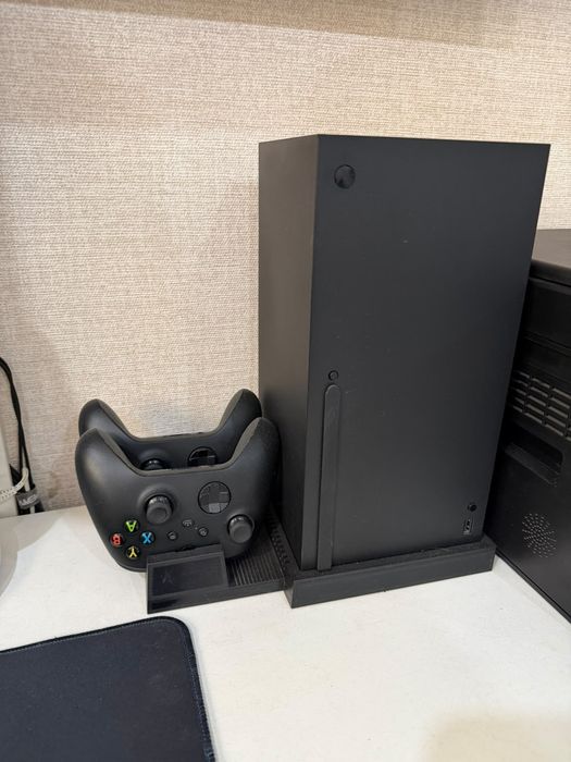 Консоль Xbox Series X 1tb (Япония)