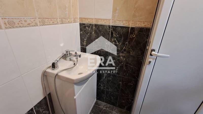 Дава се под наем Двустаен апартамент в Варна, Център - 57 кв.м за 435 € - Снимка #5