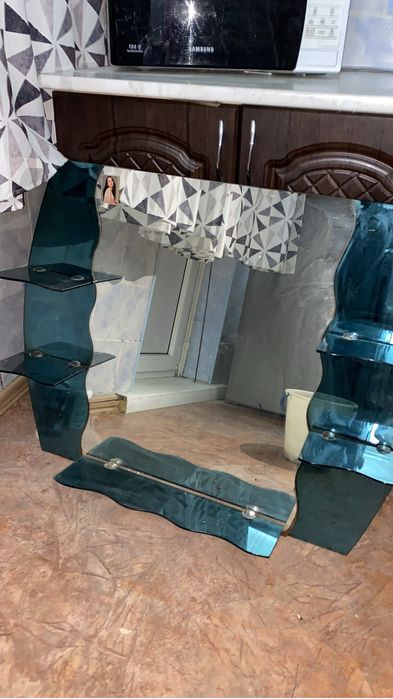 Продам зеркало в ванную