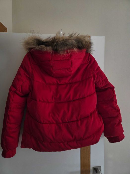 Дамско дебело зимно яке Guess червено