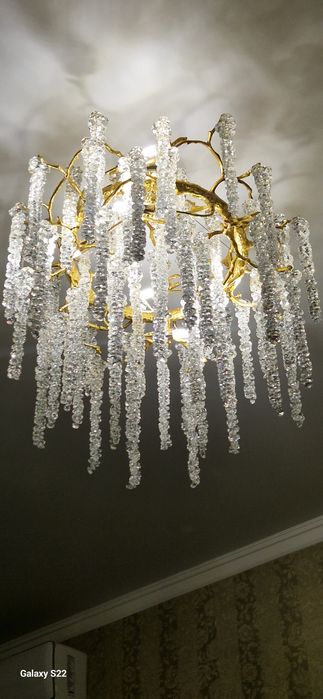 Люстра *шикарная*