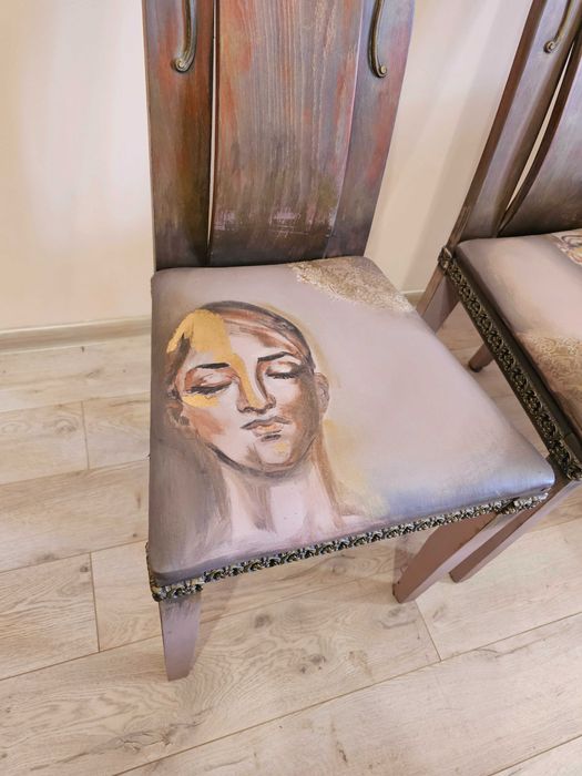 Столове  ръчно рисувани 2бр