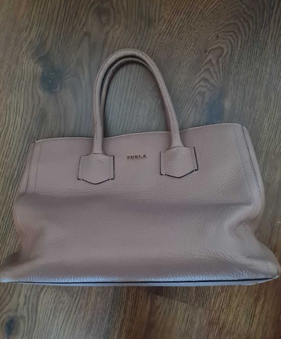 Чанта Furla бледорозово
