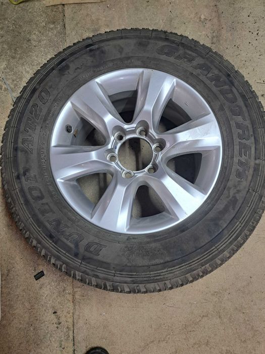 Продам запаску новую прадо 150