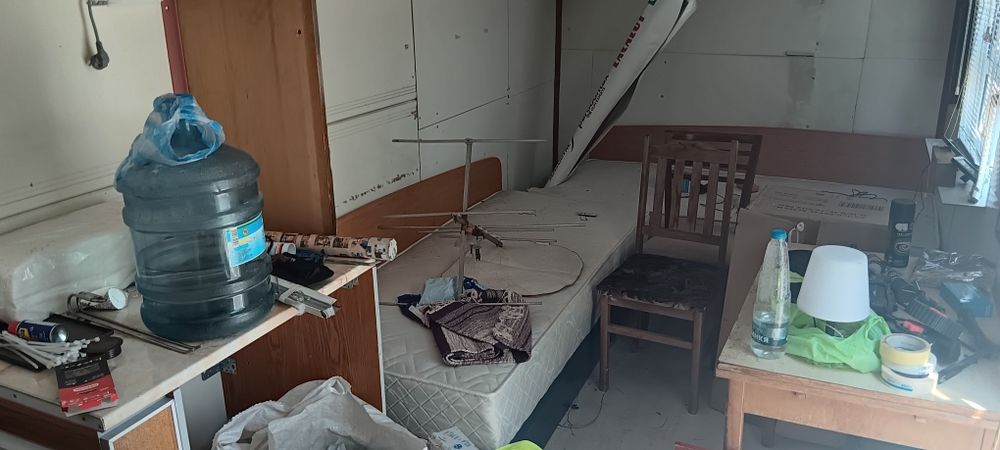 Фургон: термо изолиран, 7,10*2,40 м.