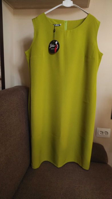 Платье новое, размер 52 (Ko'ylak yangi, 52 razmer)