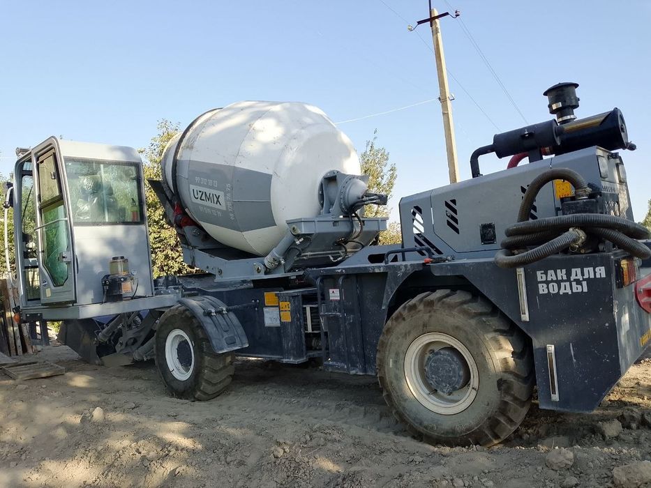 Beton quyadigan traktor , Carmix , Karmiks , apalovkalari bilan