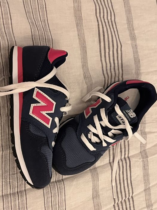 Adidasi New Balance masura 29