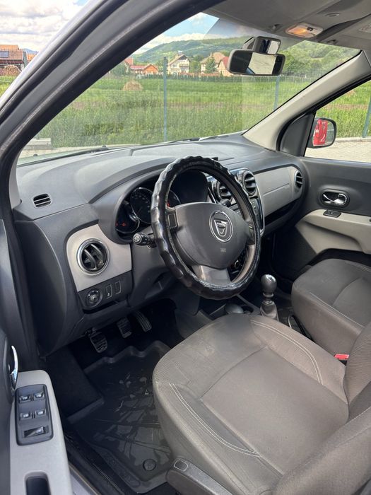 Dacia Lodgy 2016