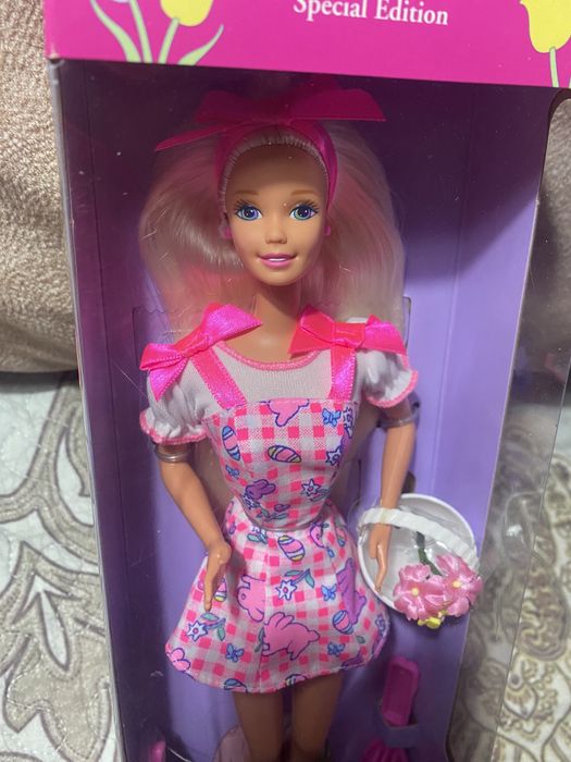Барби Easter Barbie