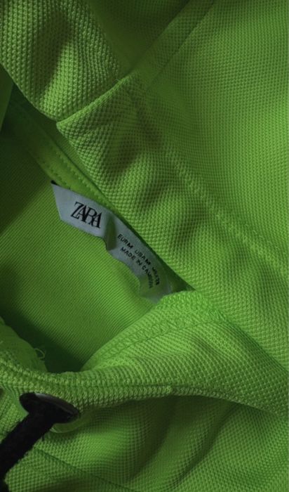 hanorac neon cu glugă