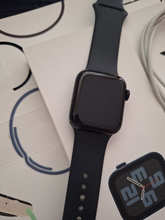 Apple watch SE  40 mm