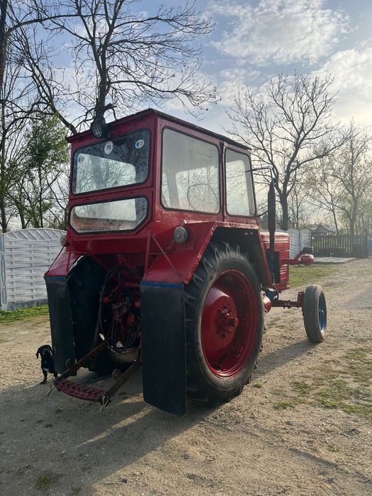 Tractor U650 M an 83
