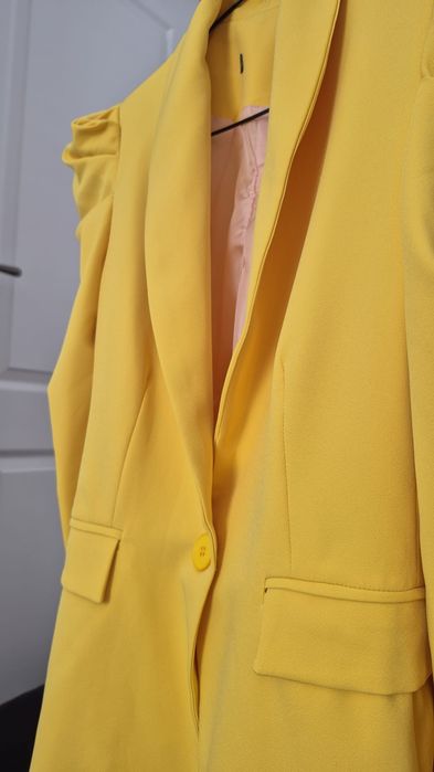 De vanzare haine pentru femei