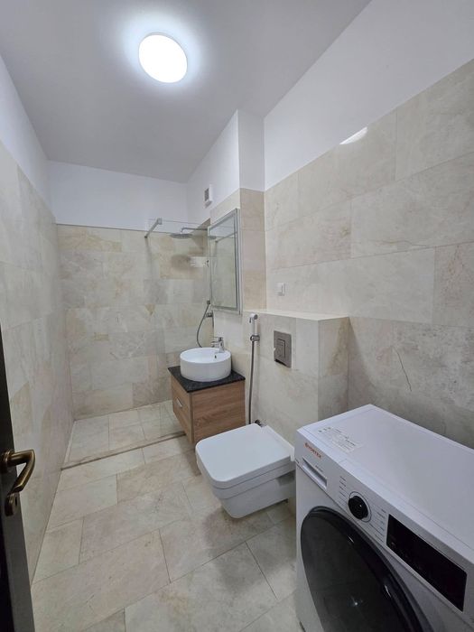 Închiriez apartament 2 camere Royal Town Iași