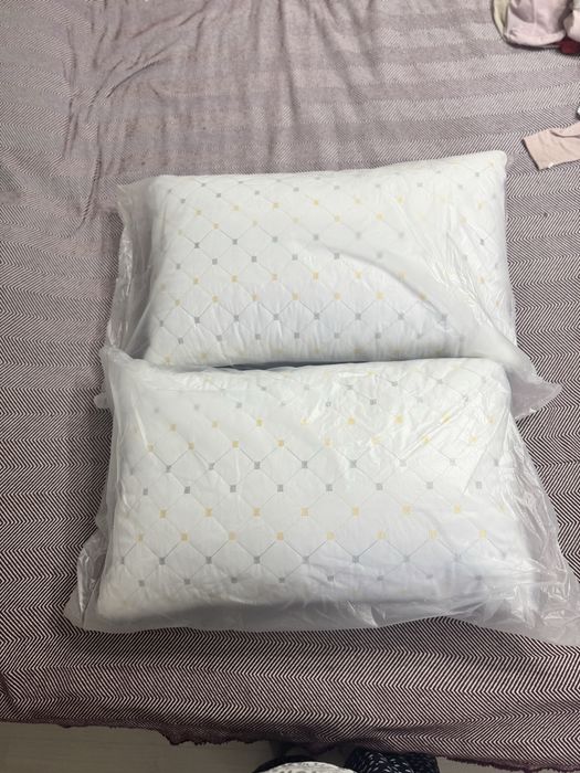 Подушки 70/50 новые