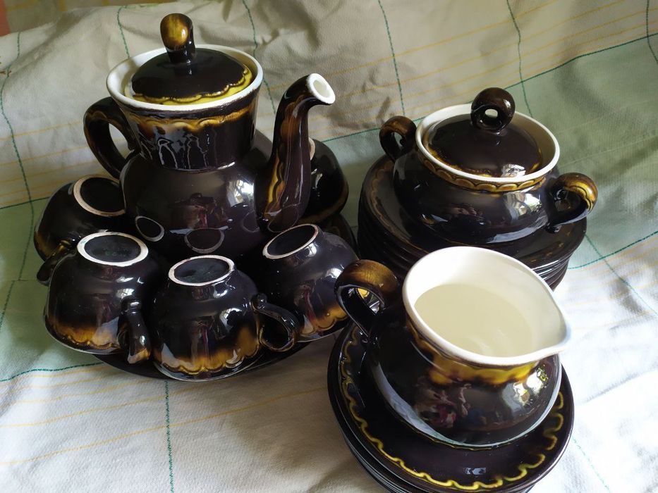 Чайный сервиз продаётся