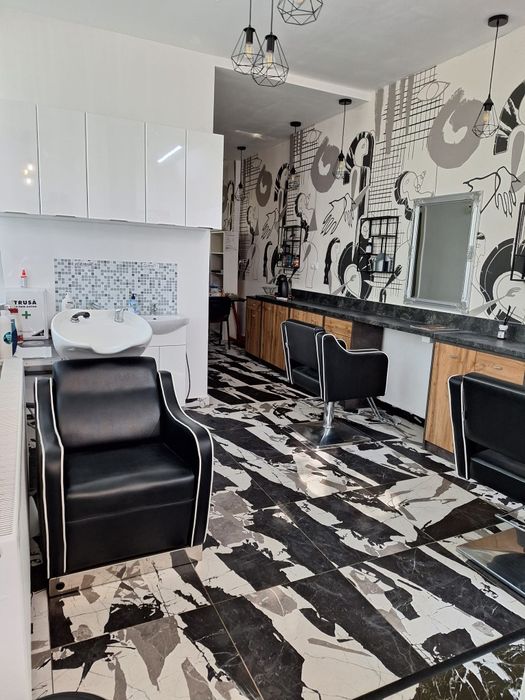 Închirieri scaune Frizerie, Cosmetica, Coafura în regim PFA