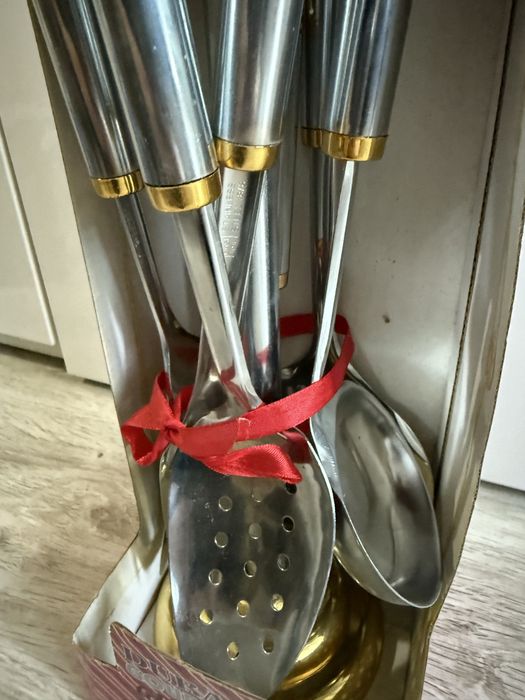 Set de 7 ustensile pentru bucatarie