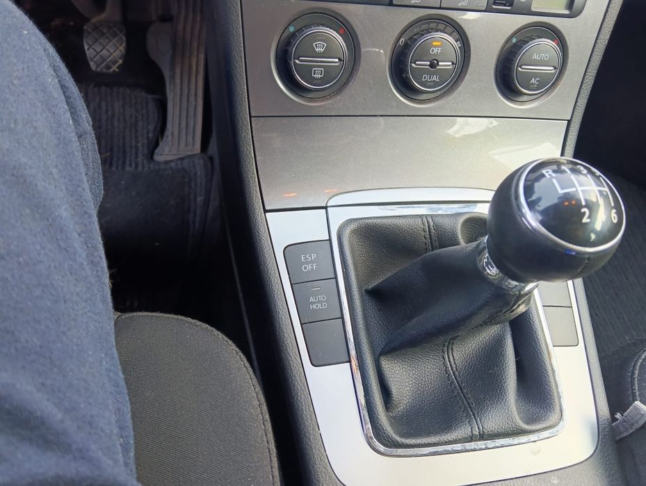 VW Passat 2008 2.0 tdi