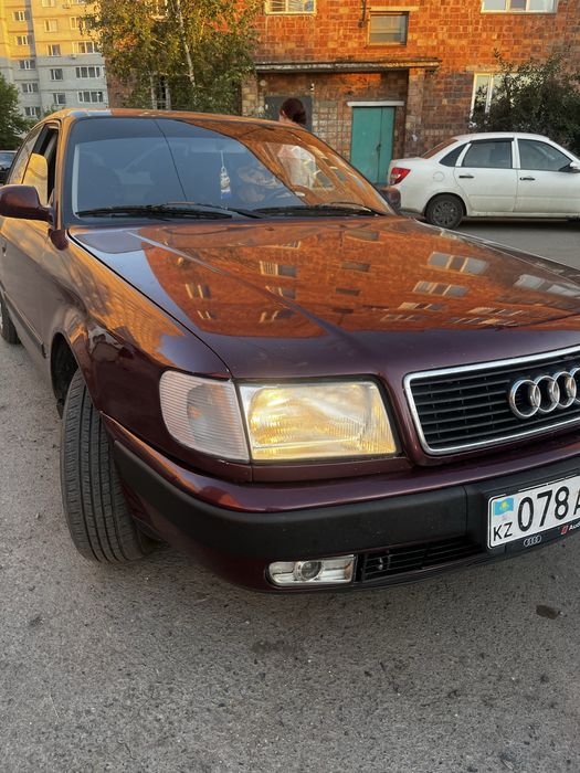 Продам Ауди 100 С4