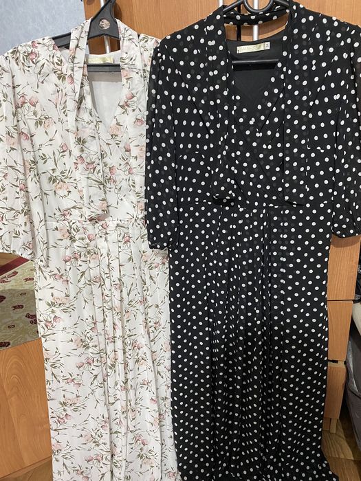 Одежда:  куртки, платья.