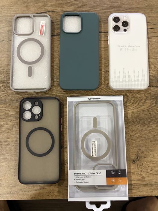 Лот от чисто нови кейсове за Iphone 15 pro max