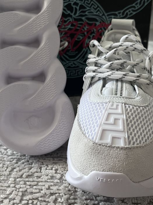 Versace Chain Reaction