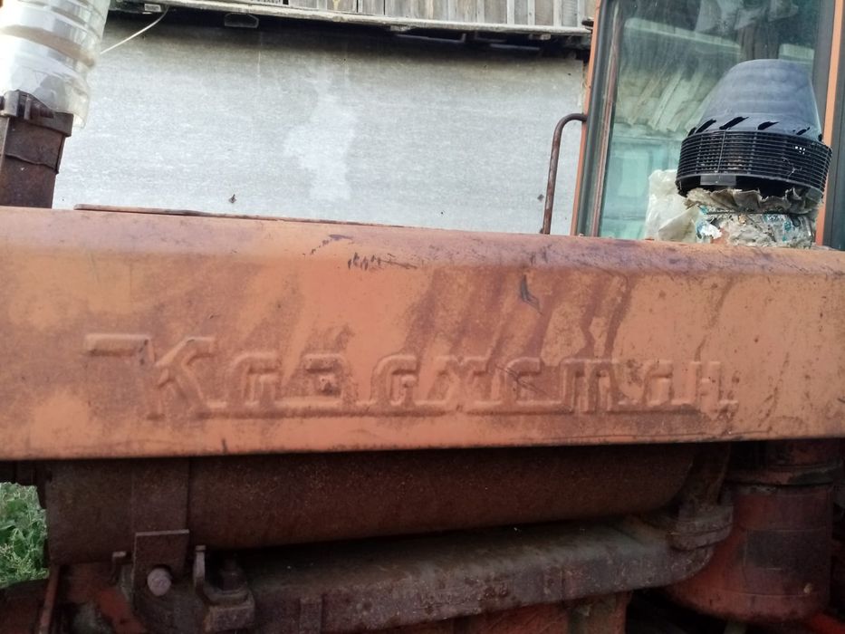 Продам трактор ДТ 75