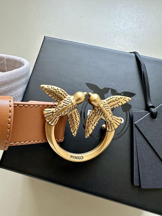 Колан Pinko в кафяв цвят, чисто нов