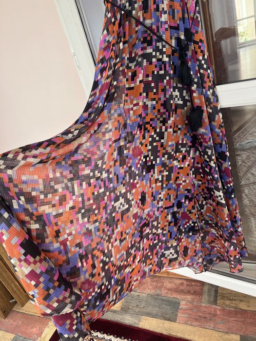 Продам платья вечерние