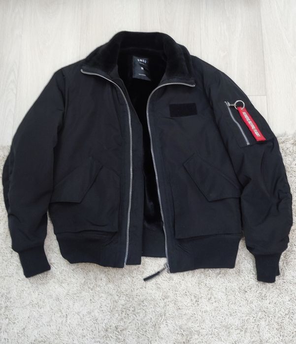 Бомбер новый утепленный