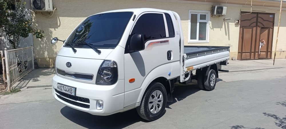 Kia bongo sotiladi 159 zavot propan