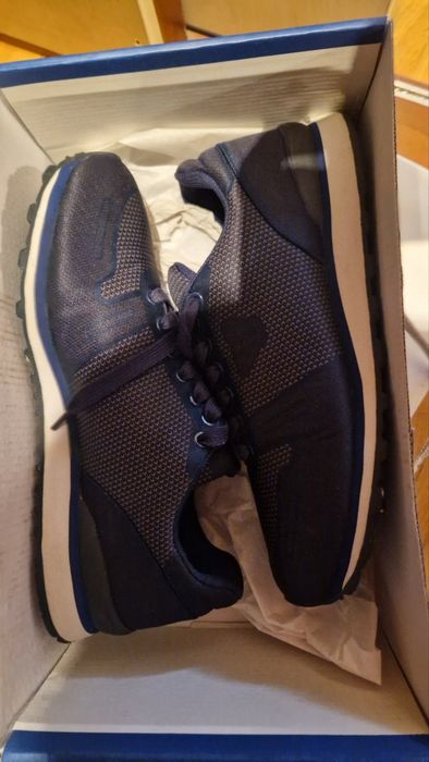 Обувки Армани 42