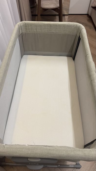 Продам детскую кроватку